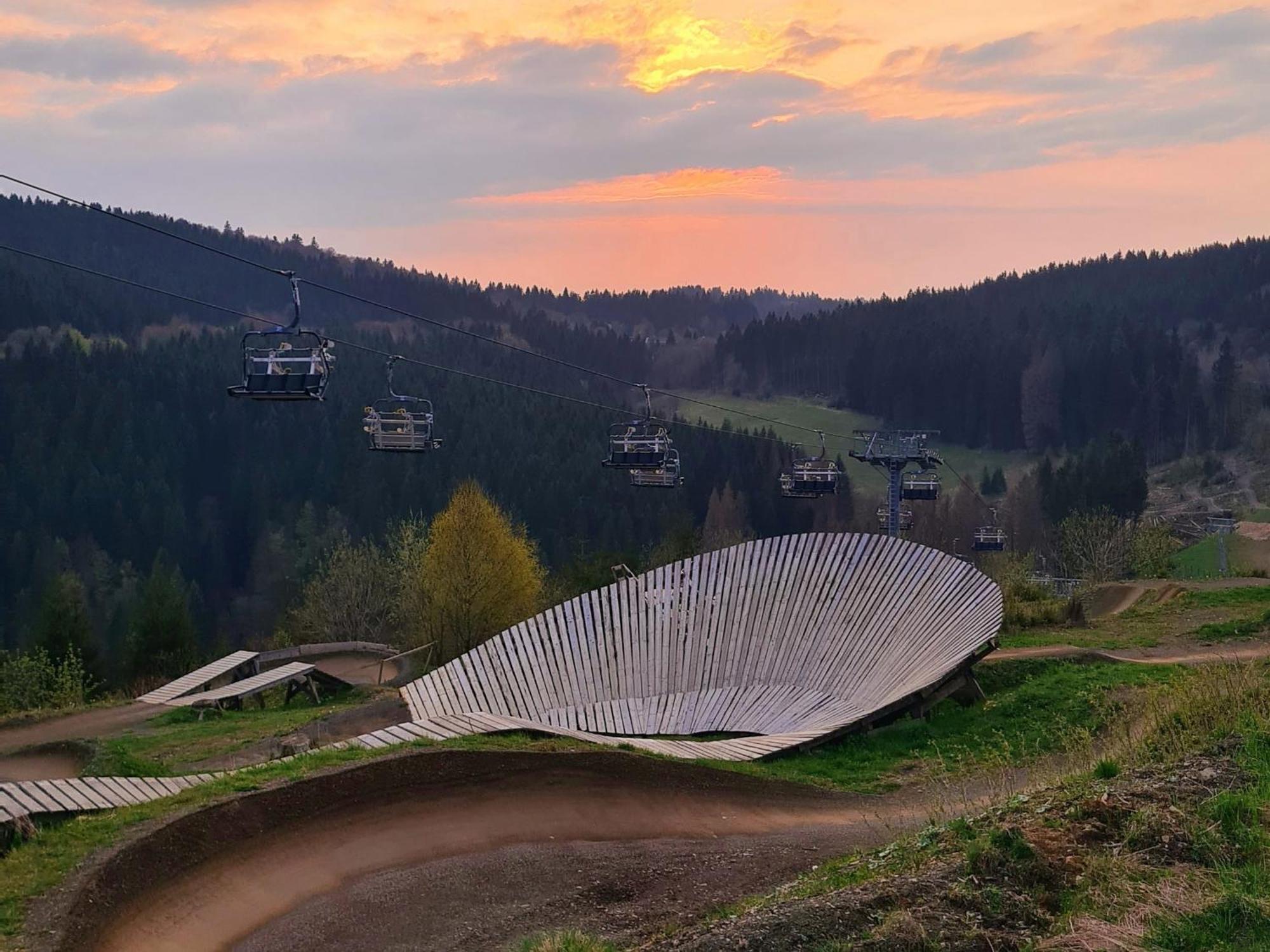 Ferienwohnung Fuchsbau Mit Kamin & Terrasse & Hunde Winterberg Buitenkant foto